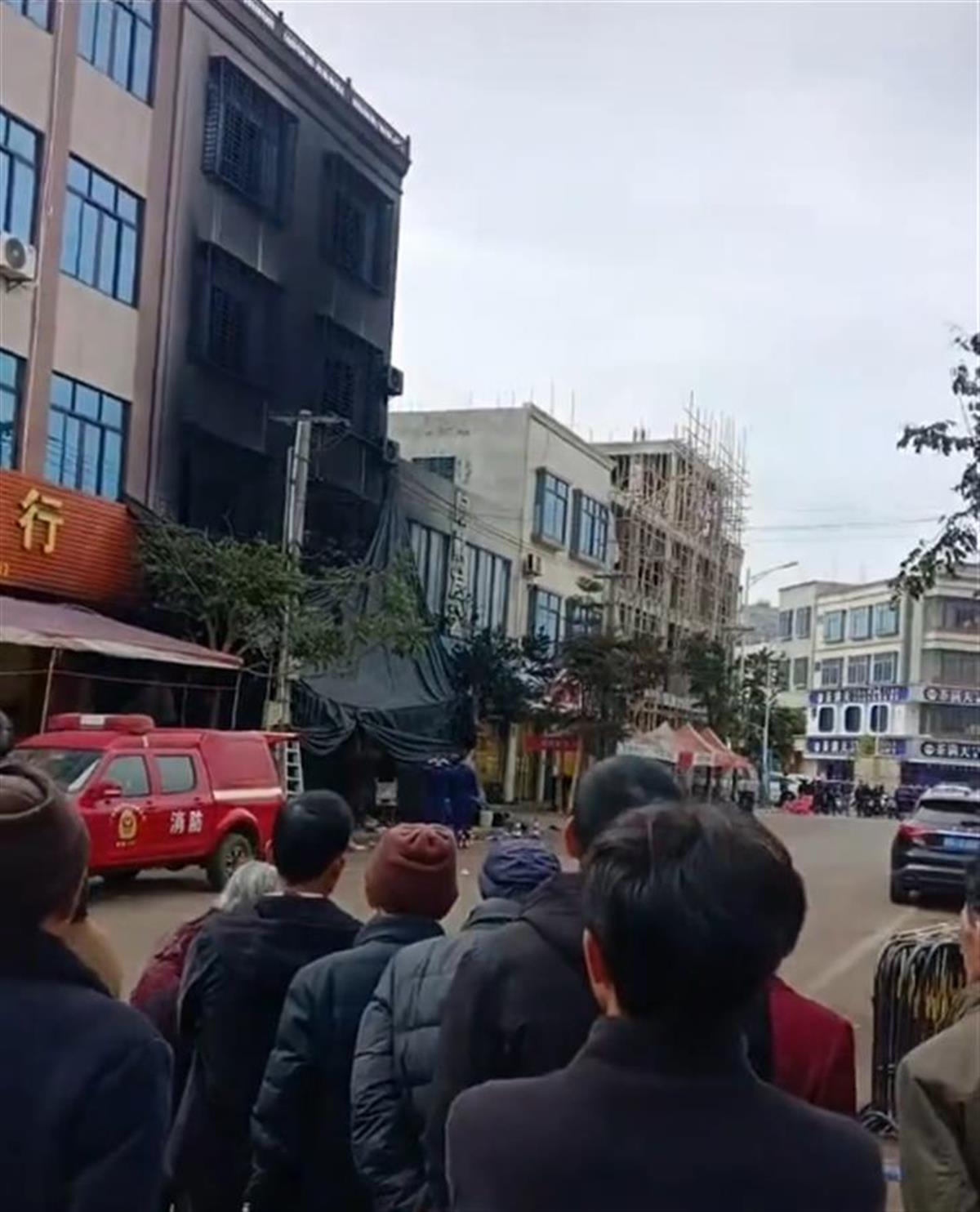 廣東湛江徐聞縣西連鎮(zhèn)發(fā)生一起火災(zāi) 致2死4傷